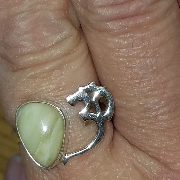 New Golden sun opal ohm symbol sterling silver Ring Size 9 - Picture 5 of 10